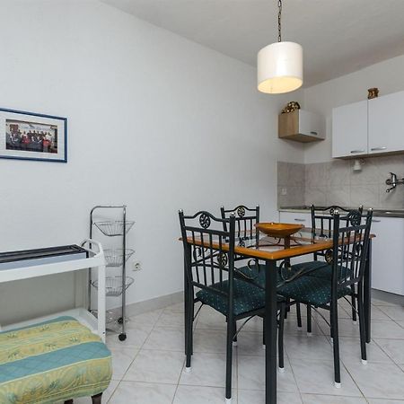 Apartments Dvornik Mirce Exterior foto