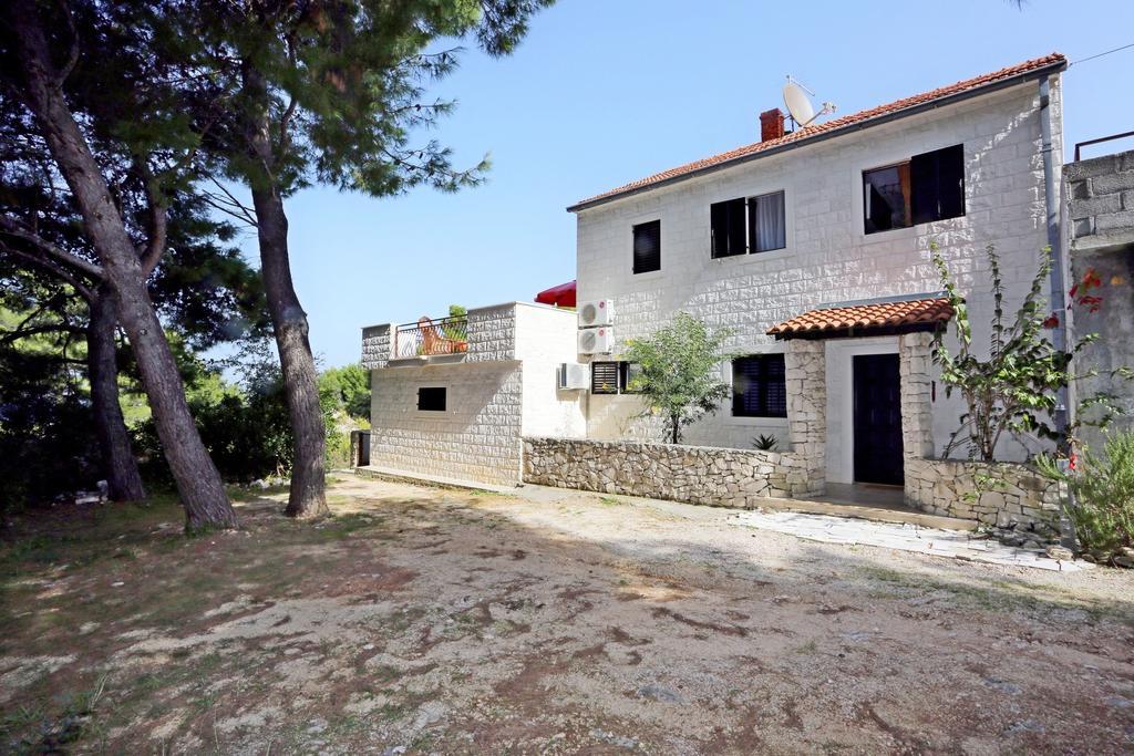 Apartments Dvornik Mirce Exterior foto